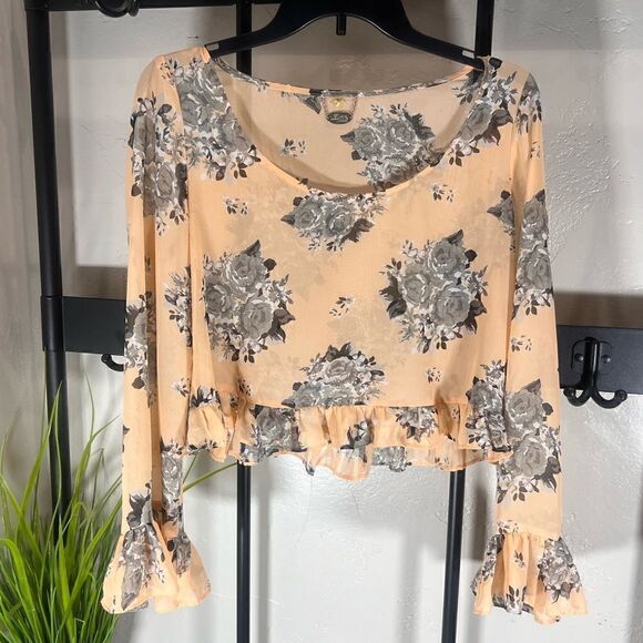 Ali & Kris bell sleeve cropped top sheer floral size medium - Picture 7 of 14